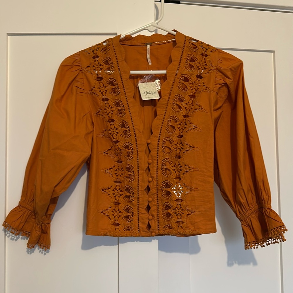 NWT Free People top. Size XS.